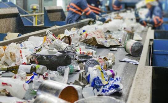 Skup odpadów tekstylnych a przepisy prawne – co musisz wiedzieć?