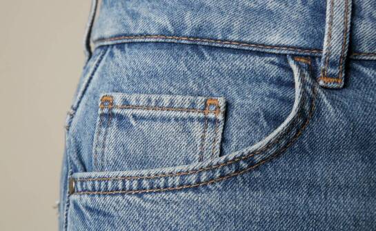 Jeansy relaxed fit – idealne połączenie komfortu i stylu