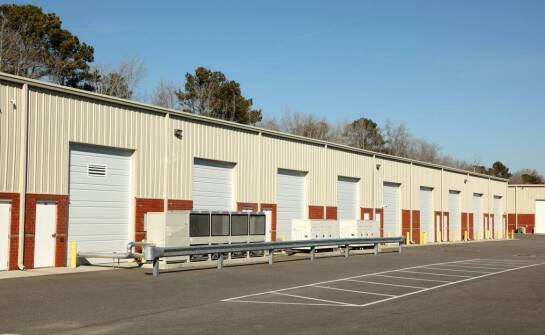 Estetyka i funkcjonalność - jakie są kluczowe cechy nowoczesnych garaży pl?