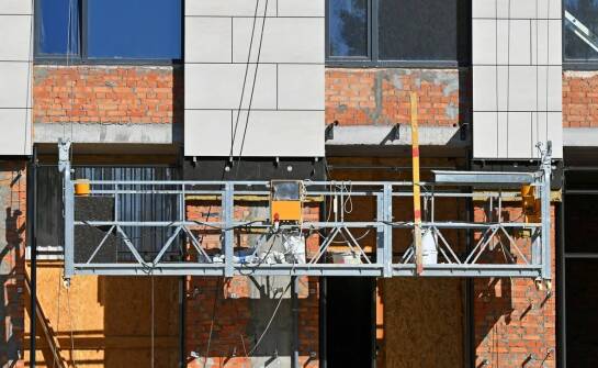 Elastyczność zastosowania rusztowań aluminiowych w różnych projektach