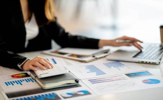 Jakie korzyści płyną z korzystania z usług biura księgowego przy audycie finansowym?