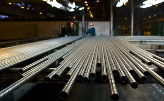 Rury bez szwu w kontekście norm bezpieczeństwa w budownictwie