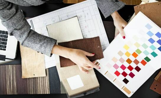 W jaki sposób doświadczenie dekoratora pomaga w tworzeniu spójnych aranżacji?