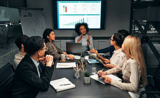 Jak zwiększyć konwersję leadów dzięki zautomatyzowanym systemom CRM?