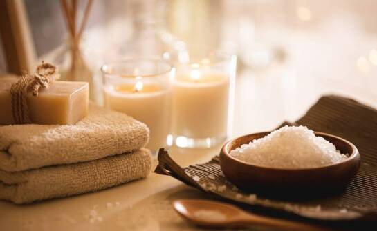 Odkrywanie głębszych poziomów połączenia emocjonalnego dzięki tantrze