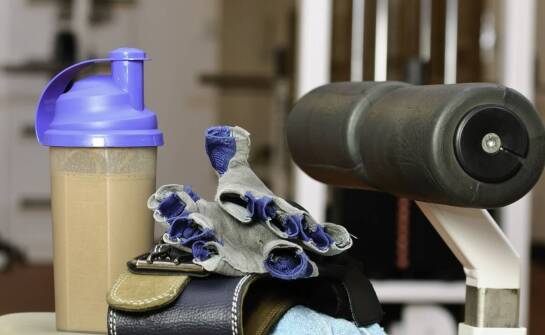 Koncentraty białek serwatkowych a zdrowie kości – co mówią badania?