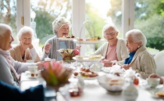 Jak organizacja przestrzeni wpływa na komfort życia seniorów w domu opieki?