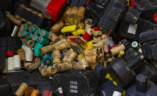 Najważniejsze czynniki wpływające na wydajność akumulatora