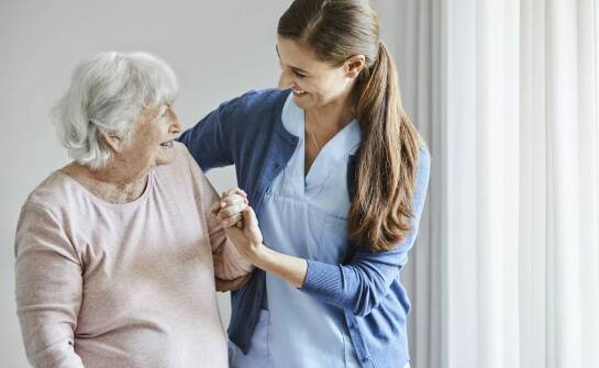 Jak różnorodność oferowanych usług wpływa na komfort życia mieszkańców ośrodka?