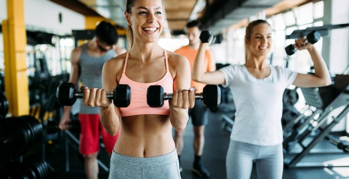 Wpływ różnorodnych zajęć fitness na rozwój klatki piersiowej