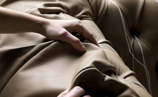 Jakie cechy wyróżniają producenta mebli tapicerowanych w regionie?