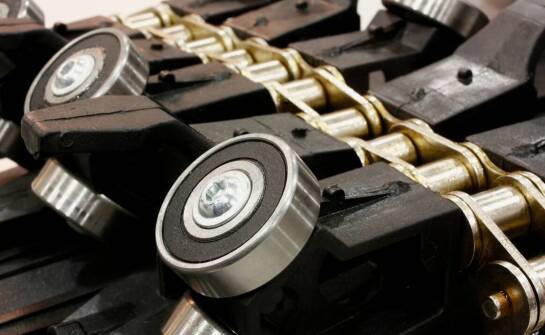 Zalety i wady różnych typów napinaczy do quadów