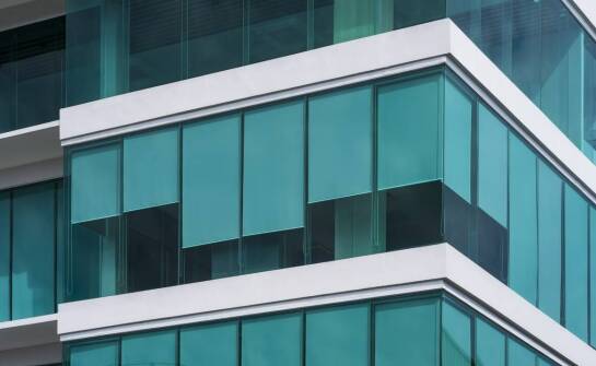 Polnische Aluminiumfensterproduktion: Haltbarkeit und Zuverlässigkeit