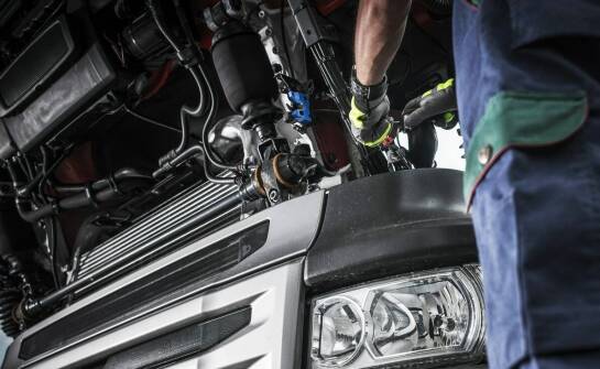 Kluczowe czynniki wpływające na efektywność serwisów Ford F-Max