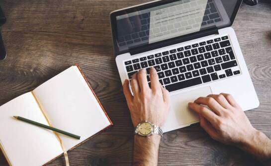 Wpływ unikalności tekstu na ocenę prac dyplomowych