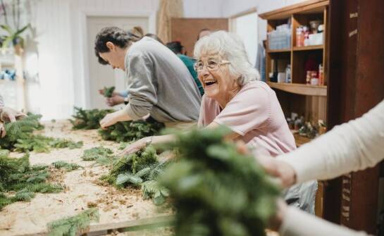 Jak portal florystyczny wspiera innowacyjność w tworzeniu kompozycji wiankowych?