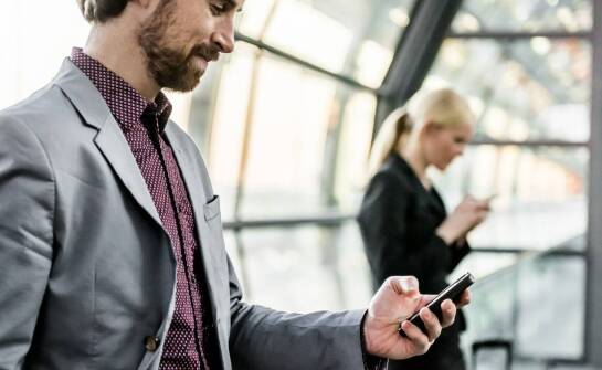 Rola dedykowanych aplikacji webowych w usprawnianiu komunikacji wewnętrznej w przedsiębiorstwach