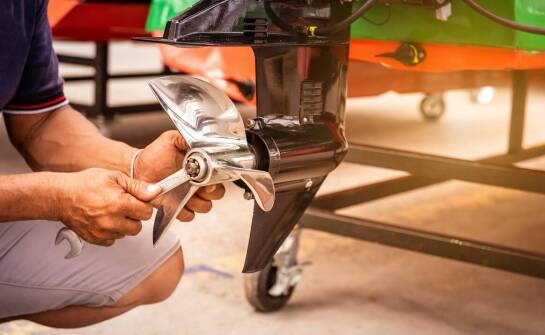 Kluczowe etapy procesu renowacji jachtów motorowych