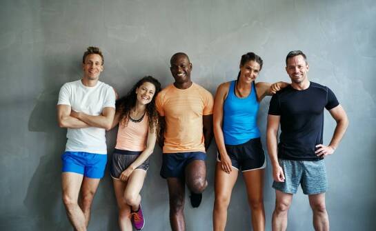 Treningi fitness a rozwój społeczności – jak nawiązywać kontakty w klubie?