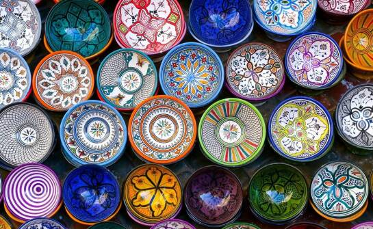 Jakie trendy dominują w ręcznie robionych wyrobach ceramicznych?