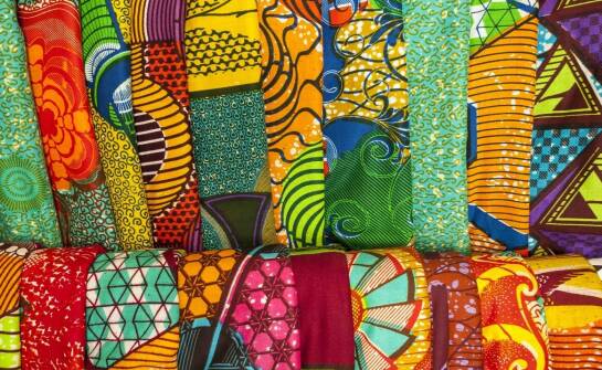 Jak pracownia sztandarów może pomóc w realizacji wizji klienta?