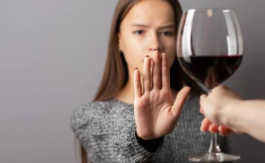 Jakie techniki terapeutyczne są stosowane w leczeniu uzależnienia po detoksie alkoholowym?