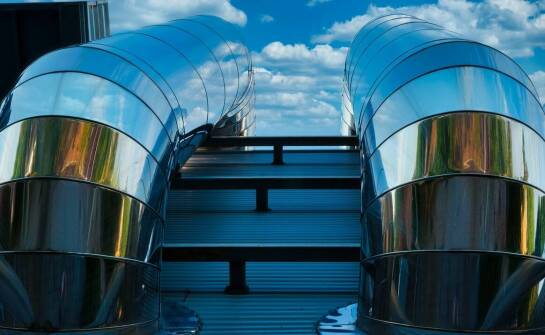 Różnorodność rozwiązań w zakresie redukcji rury kominowej