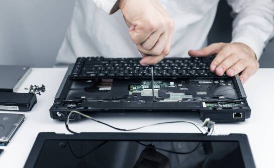 Profesjonalna naprawa laptopów i komputerów stacjonarnych