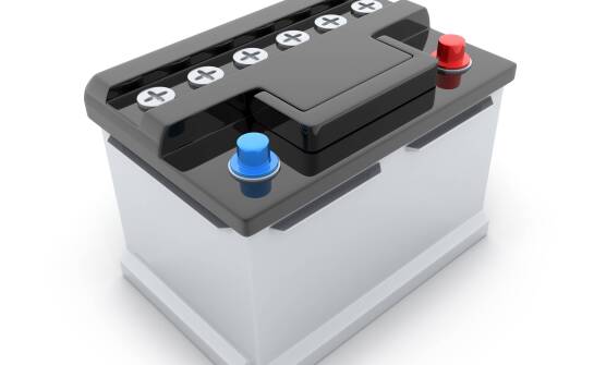 Jakie znaczenie ma edukacja klientów w kontekście odbioru zużytych akumulatorów?