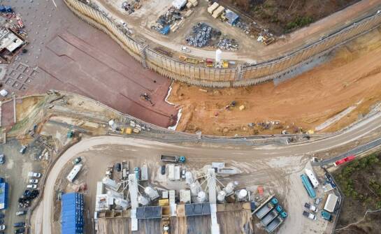 Jak zapobiegać osuwiskom dzięki skutecznej stabilizacji gruntów?