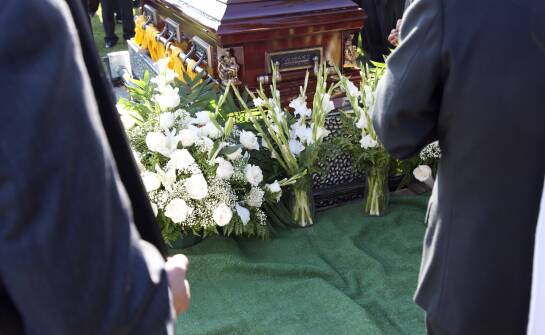 Konsolacje w różnych religiach – jakie są różnice i podobieństwa?