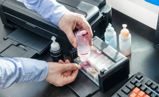 Jakie są opcje wsparcia technicznego przy instalacji sterowników Epson L3151?