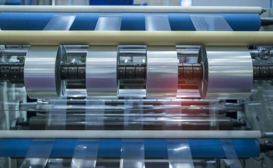 Płyty plastikowe kolorowe jako innowacyjne rozwiązanie dla przestrzeni wystawienniczych