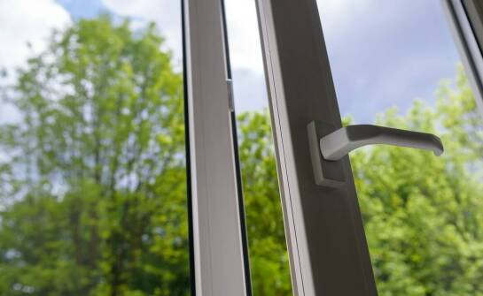 Dlaczego warto wybrać okna PCV o atrakcyjnej cenie i wysokiej jakości?