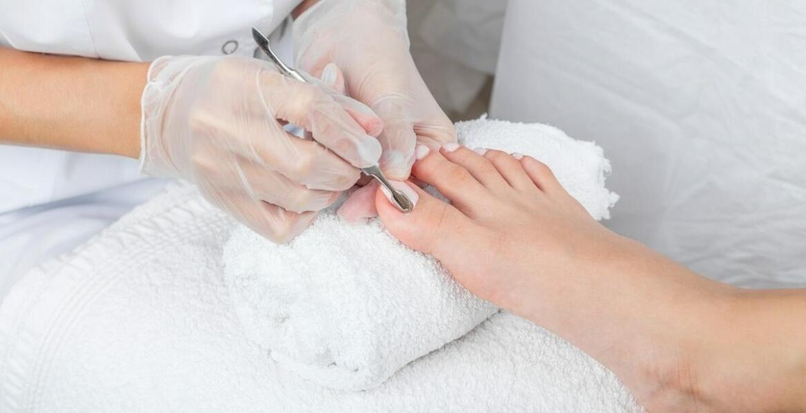 Wkręcające paznokcie – jak uniknąć bólu i dyskomfortu?