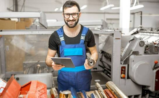 Jakie są koszty serwisowania używanych ploterów laserowych?