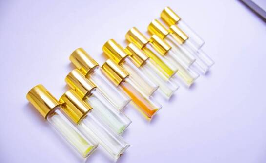 Czy butelki do perfum mogą wpływać na decyzje zakupowe klientów?