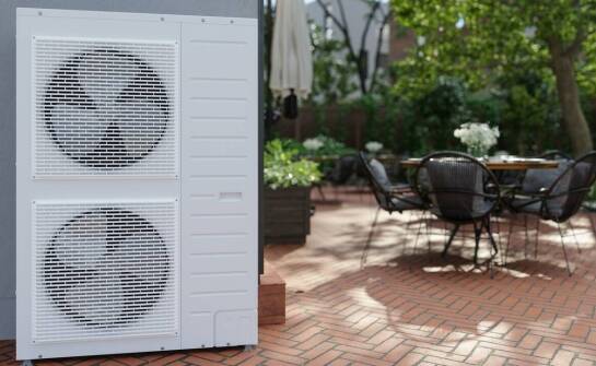 Zalety pomp ciepła w kontekście ekologicznego ogrzewania i chłodzenia