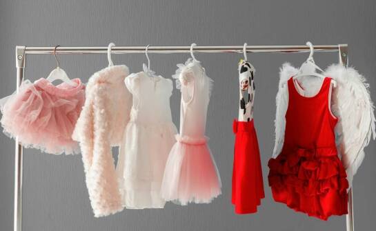 Stroje świąteczne z wysokiej jakości materiałów – dlaczego warto?