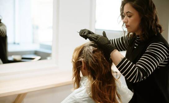 Przewodnik po pielęgnacji topperów z naturalnych włosów