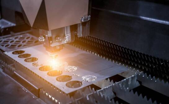 Zastosowanie lasera zielonego w precyzyjnym znakowaniu metali