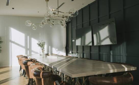 Co oferuje biuro nieruchomości dla osób poszukujących mieszkań do remontu?