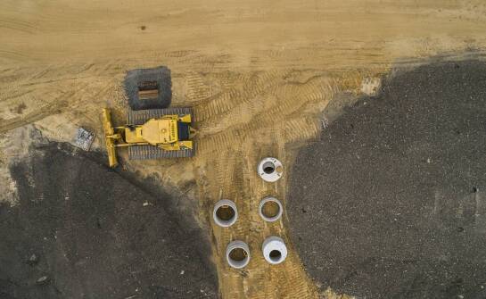 Rola doradcy finansowego w uzyskaniu taniego leasingu maszyn budowlanych