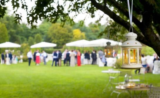 Wynajem przenośnych WC na uroczystości rodzinne w plenerze