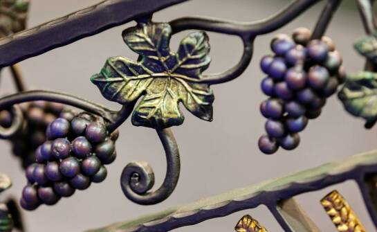 Zastosowanie malowania proszkowego w przemyśle ciężkim: trwałość i efektywność