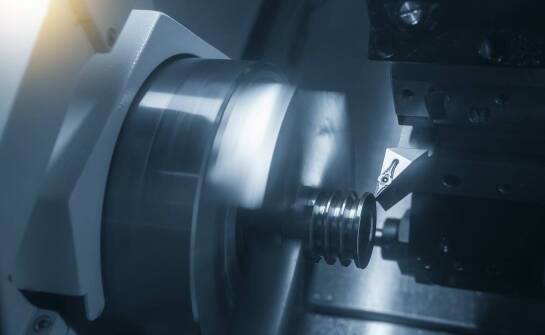 Jakie są kluczowe wyzwania w procesie szlifowania przemysłowego?