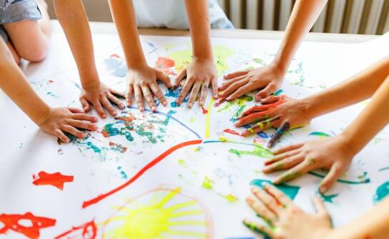 Jak zorganizować warsztaty twórcze z użyciem "Lego Friends dużych zestawów"?