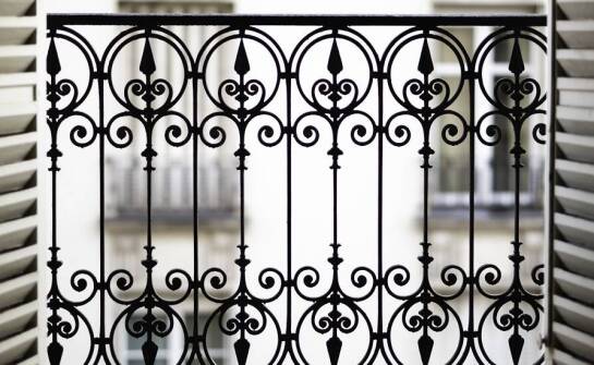 Balkony francuskie jako alternatywa dla tradycyjnych balkonów