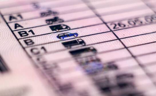 Kursy na certyfikat kompetencji zawodowych przewoźnika – jaka jest ich rola w branży transportowej?