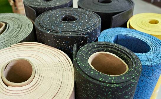 Dlaczego warto inwestować w wycieraczki na zamówienie dla przestrzeni komercyjnych?